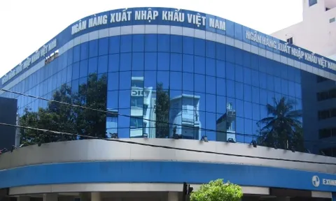 Eximbank dưới thời Chủ tịch Lương Thị Cẩm Tú: Vốn hóa mất 10.903 tỷ, lương nhân viên giảm hơn 12%