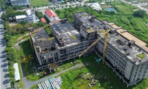 Tp.HCM chỉ đạo tháo gỡ vướng mắc, sớm cấp sổ hồng cho người dân