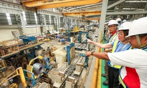 Hòa Phát lọt top 100 công ty lớn nhất khu vực Đông Nam Á