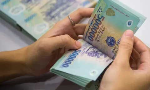 Chính phủ đề xuất tăng 6% lương tối thiểu vùng từ 1/7