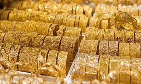 Giá vàng hôm nay 26/6: Giá vàng trong nước đứng yên