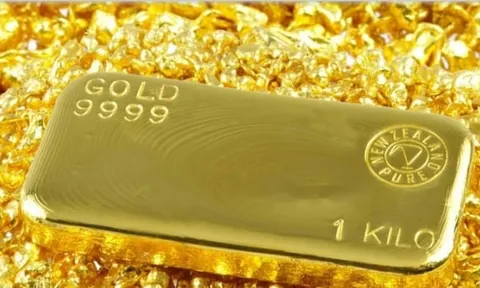 Giá vàng thế giới giảm nhẹ, trong nước không đổi