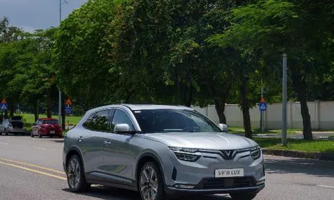 Người dùng VinFast thích “mua đứt” xe kèm pin vì chính sách giá cực tốt