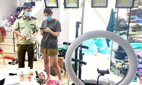 Hàng giả, hàng nhái 'lộng hành' trên livestream