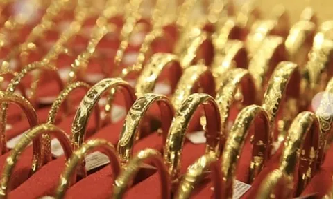 Giá vàng thế giới và trong nước không có biến động mạnh