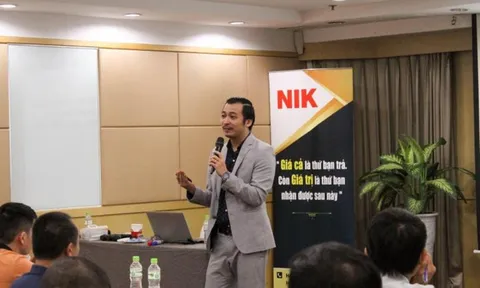 Công ty Văn Lang: Chuyên bán khoá học đầu tư và dạy làm giàu nhưng kinh doanh thua lỗ?
