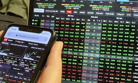 Thanh khoản tích cực, VN-Index tăng 2,6 điểm