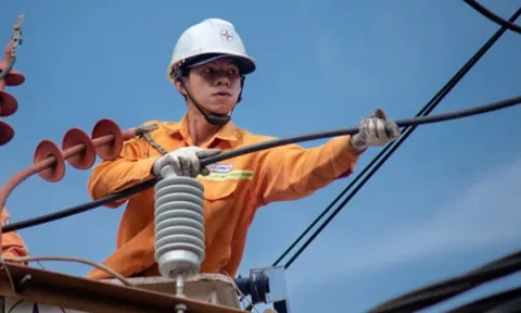 EVN rà soát các trường hợp có hóa đơn điện tăng cao bất thường