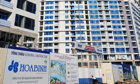 Lỗ hơn 2.000 tỷ đồng Xây dựng Hoà Bình vẫn được loạt ngân hàng gia hạn nợ