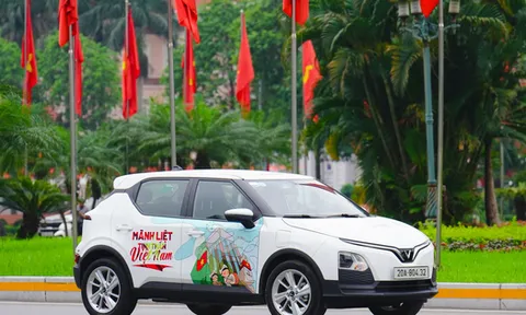 Khách mua ô tô điện VinFast sung sướng khi chi phí nuôi xe hàng tháng chỉ là tiền rửa xe