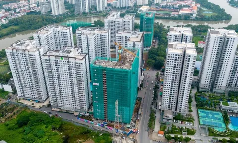 'Giá nhà tiếp tục neo ở mức cao không tưởng'