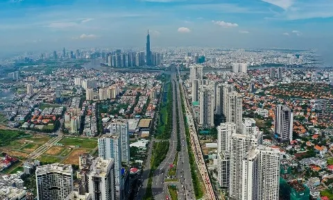 Thị trường bất động sản tiếp tục đứng trước áp lực tăng giá và gặp khó về thanh khoản