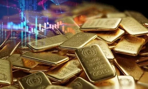 Giá vàng thế giới chạm mốc kỷ lục mới, vàng nhẫn tăng mạnh
