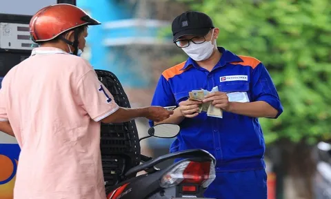 Giá xăng ngày mai (21/7) có thể tăng gần 1.000 đồng/lít