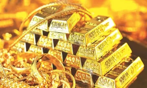 Giá vàng thế giới giảm, trong nước đi ngang