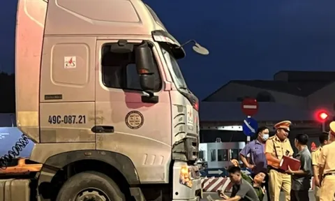 Bộ Công an mở đợt tổng kiểm soát ôtô khách, xe container