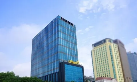 Lợi nhuận LPBank giảm gần 32%, nợ có khả năng mất vốn tăng gấp 2,2 lần