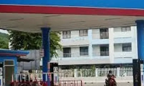 PV Oil miền Trung phản hồi vụ nhân viên cây xăng không nhận chuyển khoản
