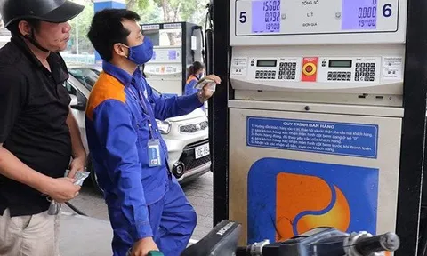 Xăng dự báo sẽ tiếp tục giảm lần thứ 4