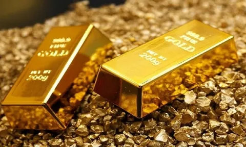 Giá vàng hôm nay 3/8: Giá vàng trong nước tăng giảm trái chiều