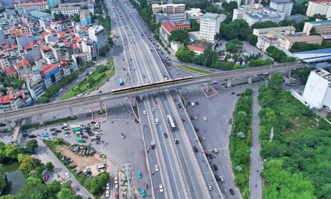 Metro Nhổn - ga Hà Nội chính thức hoạt động, miễn phí 15 ngày đầu