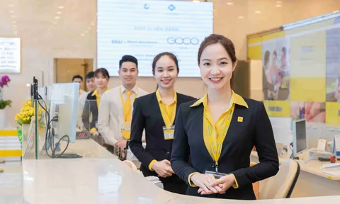 Nam A Bank đạt giải thưởng vì nỗ lực kiến tạo môi trường làm việc cho nhân viên 