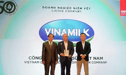 Được đánh giá cao về “E-S-G”, Vinamilk nhận giải Phát triển Bền vững 2022