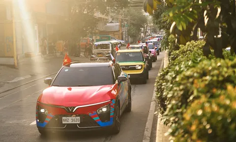 Dàn xe điện VinFast cực chất khuấy động đường phố Philippines