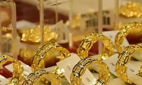 Giá vàng thế giới giảm mạnh