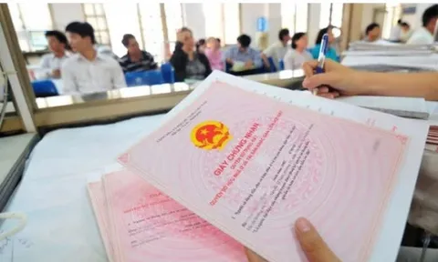 Trường hợp nào được miễn thuế, phí khi sang tên sổ đỏ năm 2023?
