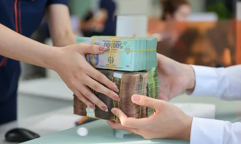 Đếm những dòng tiền đang ồ ạt chảy vào bất động sản