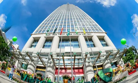 Sở hữu bất động sản thế chấp cực 'khủng', Vietcombank đang ráo riết thanh lý để thu hồi nợ xấu