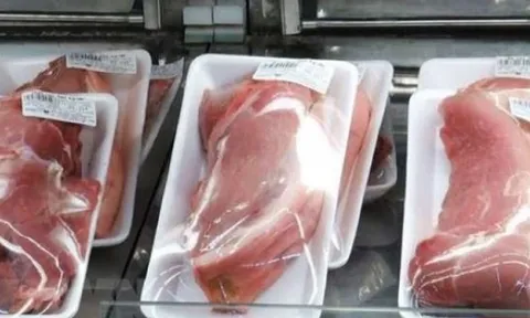 Nhà đầu tư lo lắng khi cổ đông lớn liên tục bán cổ phiếu DBC