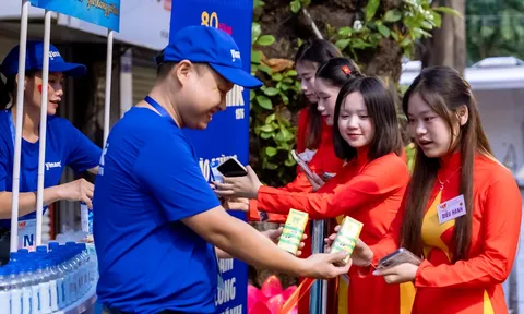 Vinamilk hòa nhịp cùng triệu trái tim mừng 80 năm Quốc khánh