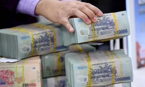 Tổng tài sản ngành ngân hàng bất ngờ giảm mạnh