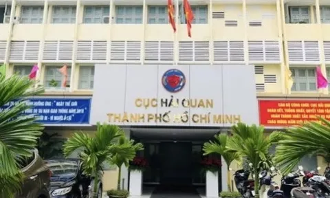 Tp.HCM dừng làm thủ tục hải quan nhiều doanh nghiệp nợ thuế