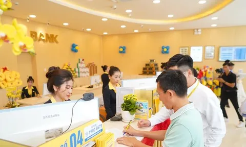 Khai trương tòa nhà Nam A Bank Cần Thơ, điểm nhấn mới cho kinh tế Đồng bằng sông Cửu Long