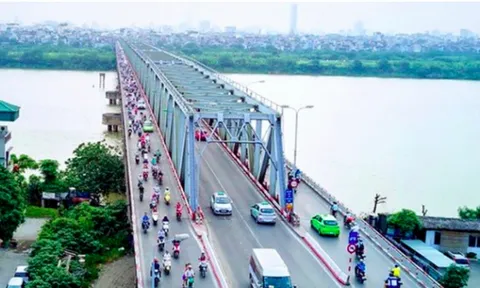 Hà Nội hạn chế nhiều loại xe đi qua cầu Chương Dương