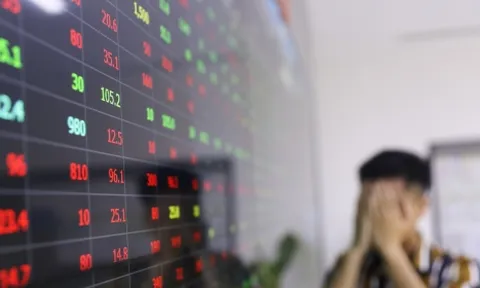 VN-Index mất gần 18 điểm trong phiên đầu tuần