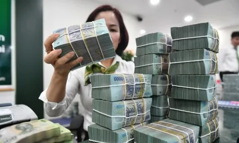Ngân hàng đầu tiên giảm lãi suất huy động xuống mức thấp lịch sử
