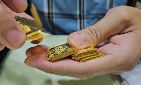 Giá vàng miếng SJC bật tăng mạnh
