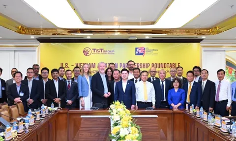 Nhiều ông lớn Hoa Kỳ muốn hợp tác với T&T Group để phát triển công nghiệp hàng không tại Việt Nam