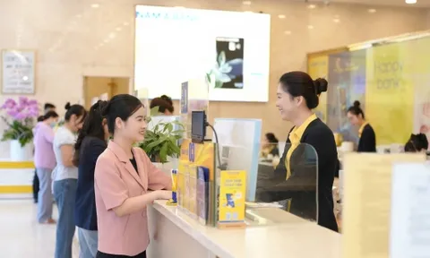 FiinRatings lần đầu xếp hạng tín nhiệm dài hạn Nam A Bank ở mức “A-” với Triển vọng “Ổn định”