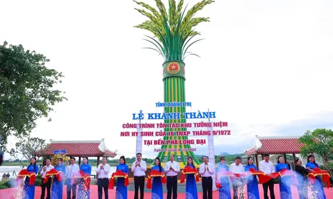 Khánh thành Khu tưởng niệm thanh niên xung phong hy sinh tại bến phà Long Đại