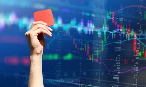 Cổ phiếu bị đình chỉ giao dịch: Một thời 'làm mưa làm gió', nay thành 'cốc trà đá'
