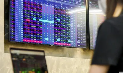 Lăng kính chứng khoán 25/9: VN-Index dao động trong vùng 1.150 - 1.250