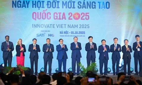 Tiếp tục đẩy mạnh ứng dụng AI, 'siêu cảng' Việt Nam SuperPort™ của T&T Group gây ấn tượng mạnh tại VIIE 2025