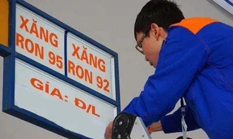 Giá xăng, dầu đồng loạt giảm đến hơn 1.000 đồng/lít