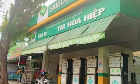 TP.HCM: Hơn 50 cơ sở cùng lúc thông báo hết xăng