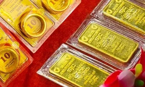 Giá vàng thế giới tăng vọt, trong nước giữ đà lên